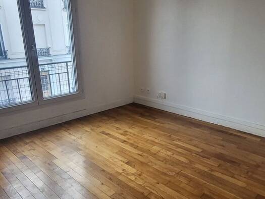 Appartement à louer 785 € 2 pièces 1 chambre 38 m² Étage 1/3 Joffre-Chemins des Bourdons  Gagny 93220