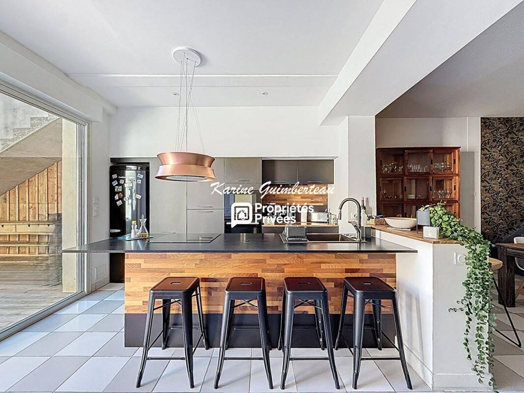 Maison 8 pièces 251 m² · à Libourne · 251 m² · 629 200 €