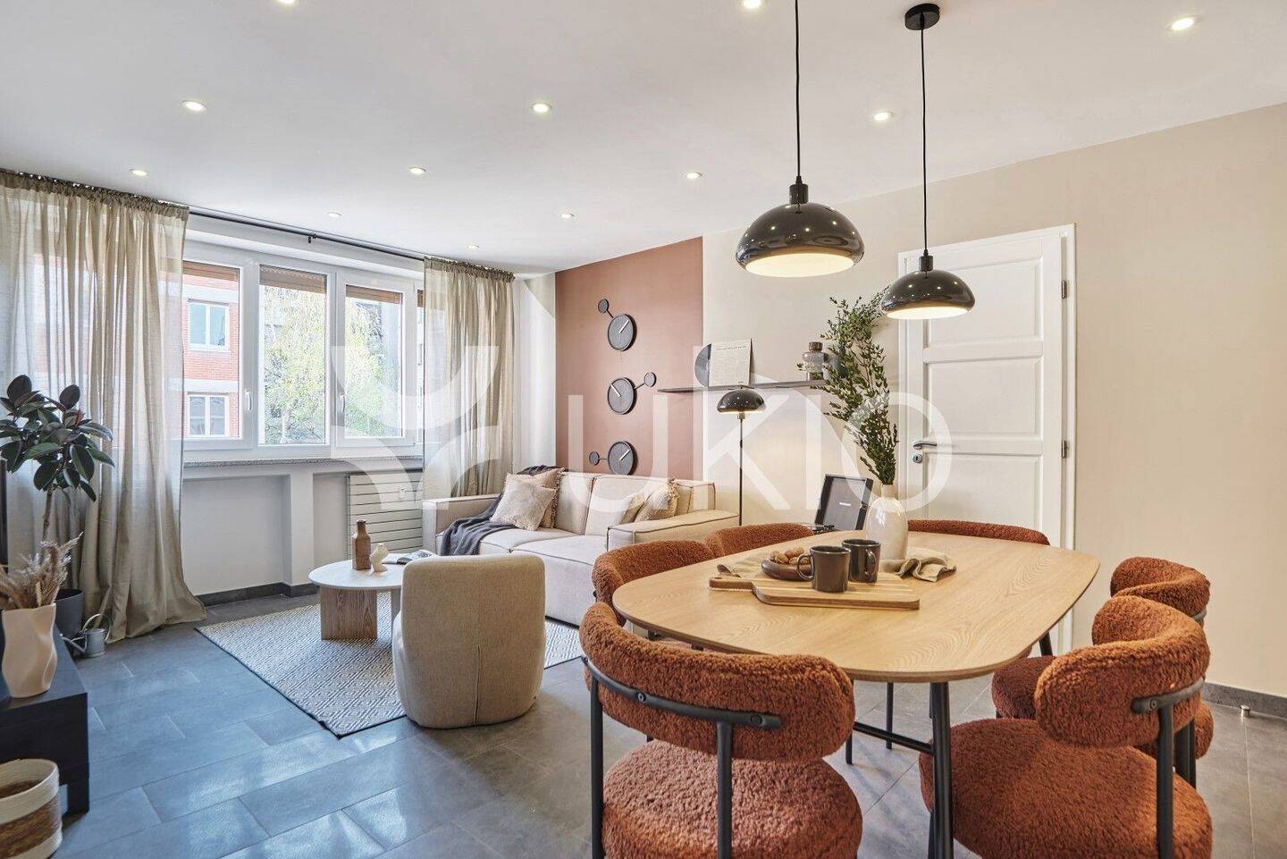Appartement 4 pièces 84 m² · à Neuilly-sur-Seine · 84 m² · 5 990 €