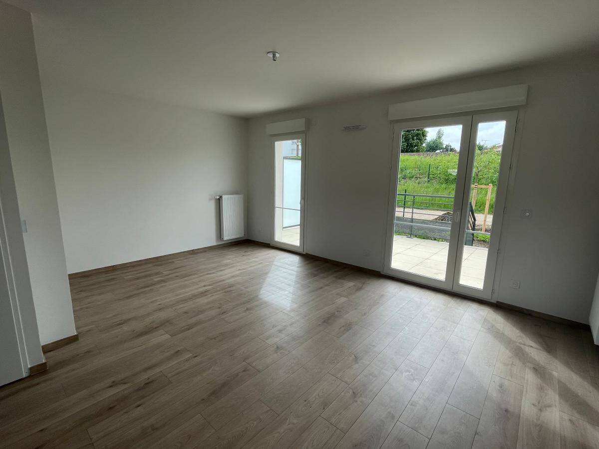 Maison 4 pièces 81 m² · à Bourg-en-Bresse · 81 m² · 927 €/mois