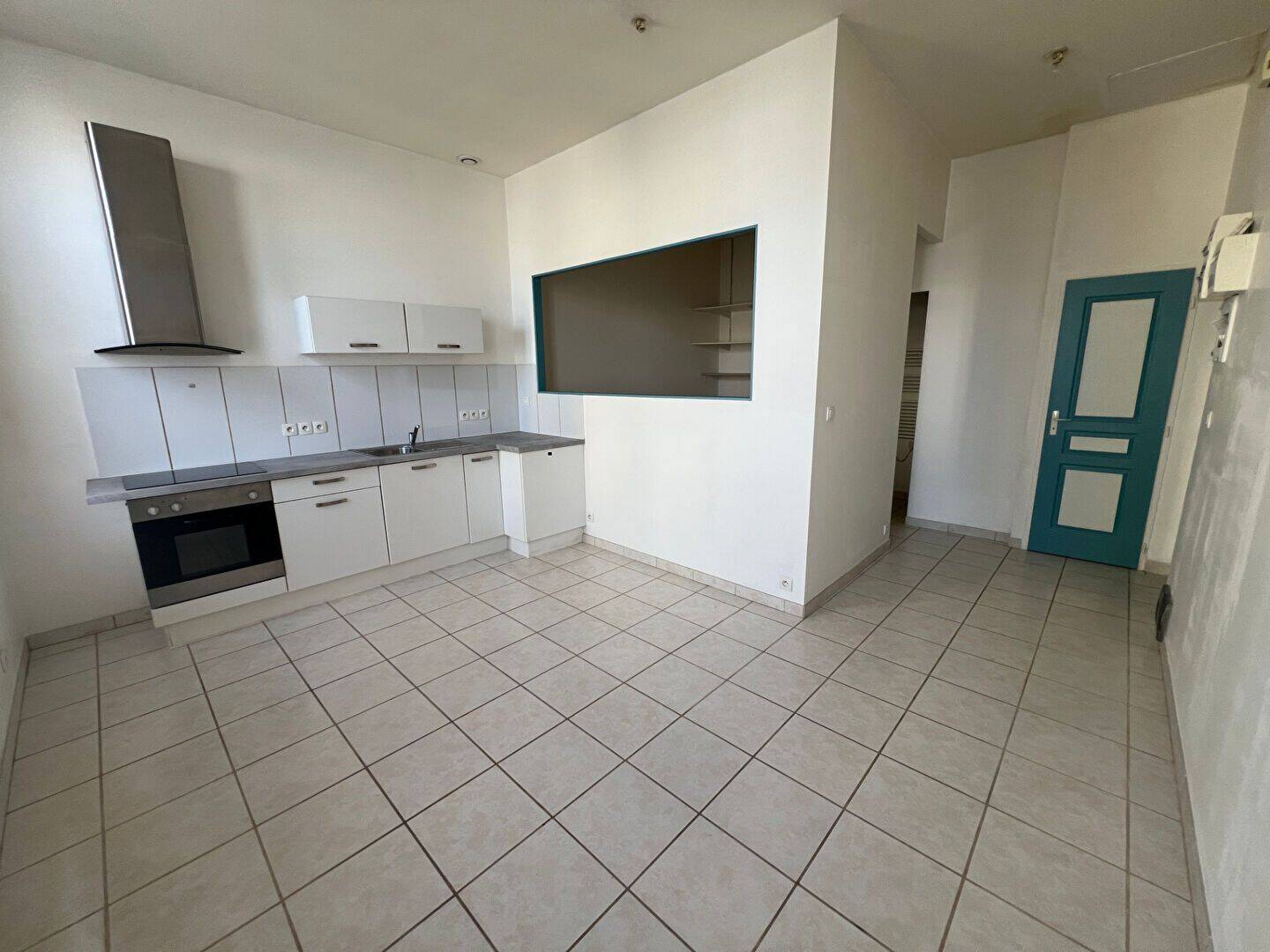 Appartement 1 pièce 28 m² · à Marans · 28,4 m² · 340 €/mois