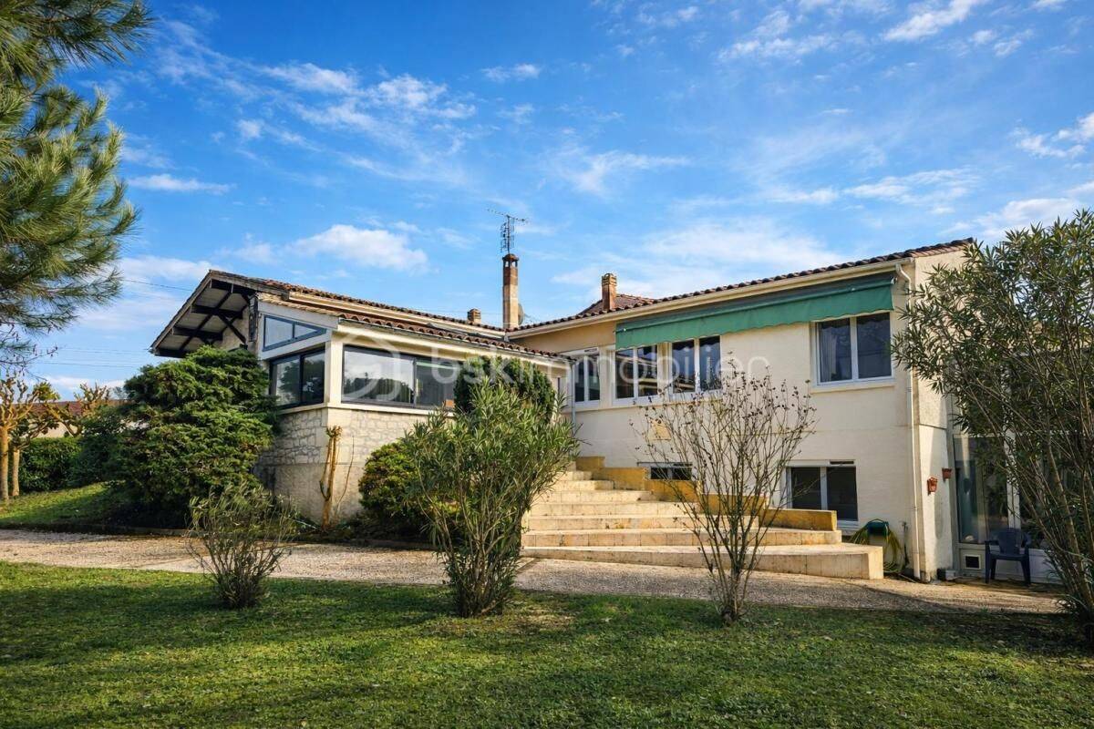 Maison 5 pièces 168 m² · à Eymet · 168 m² · 290 000 €