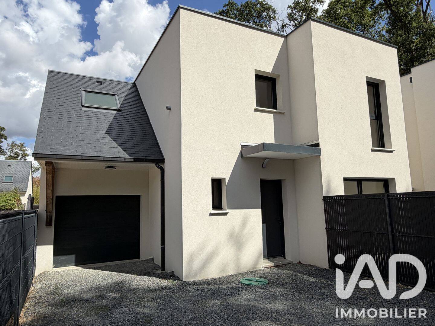Maison 5 pièces 107 m² · à Veigné · 107 m² · 265 000 €