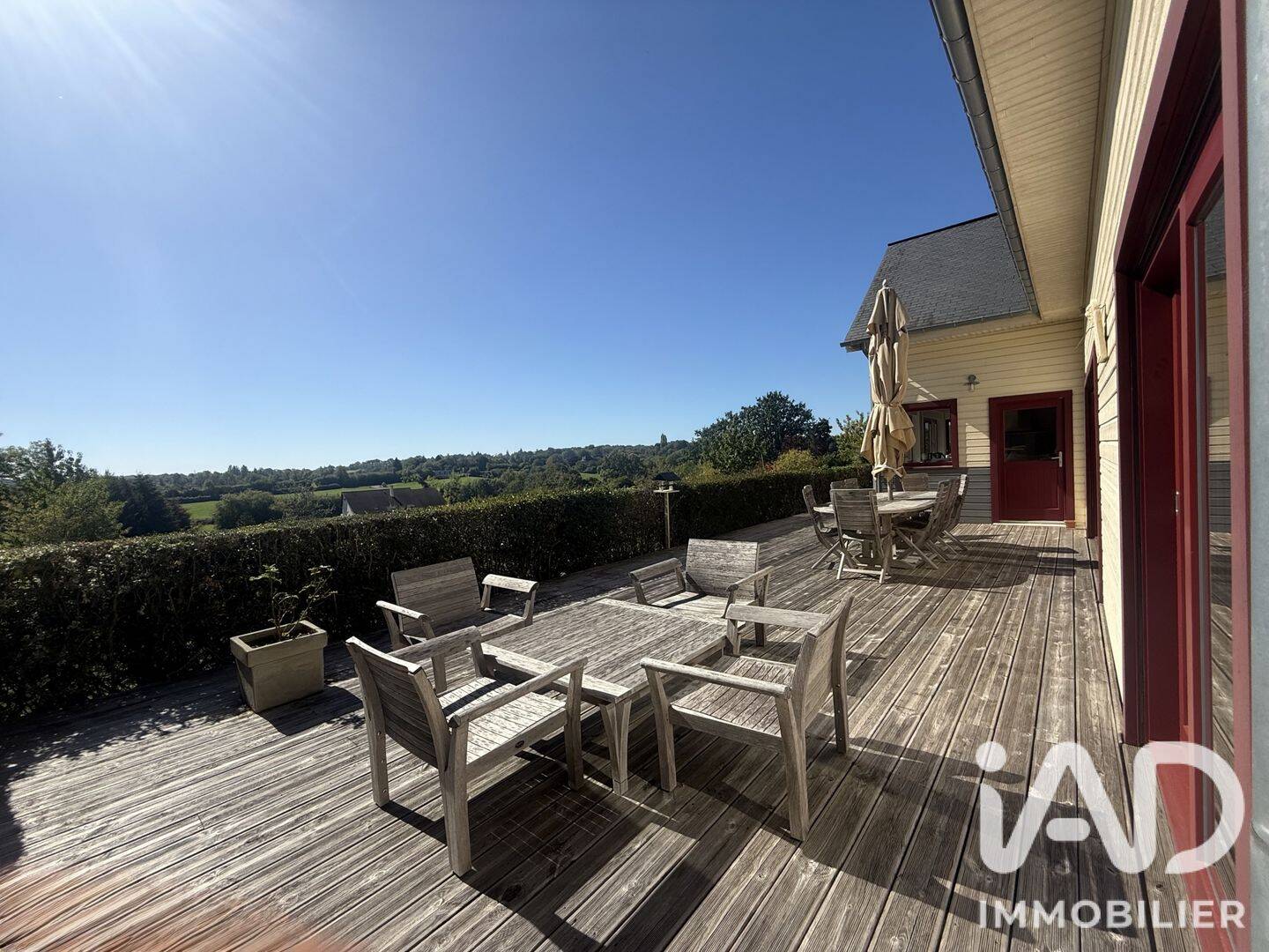 Maison 6 pièces 192 m² · à Lisieux · 192 m² · 500 000 €