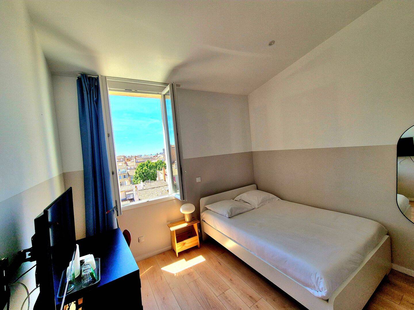 Maison 1 pièce 14 m² · à Marseille 1er Arrondissement · 14 m² · 700 €/mois