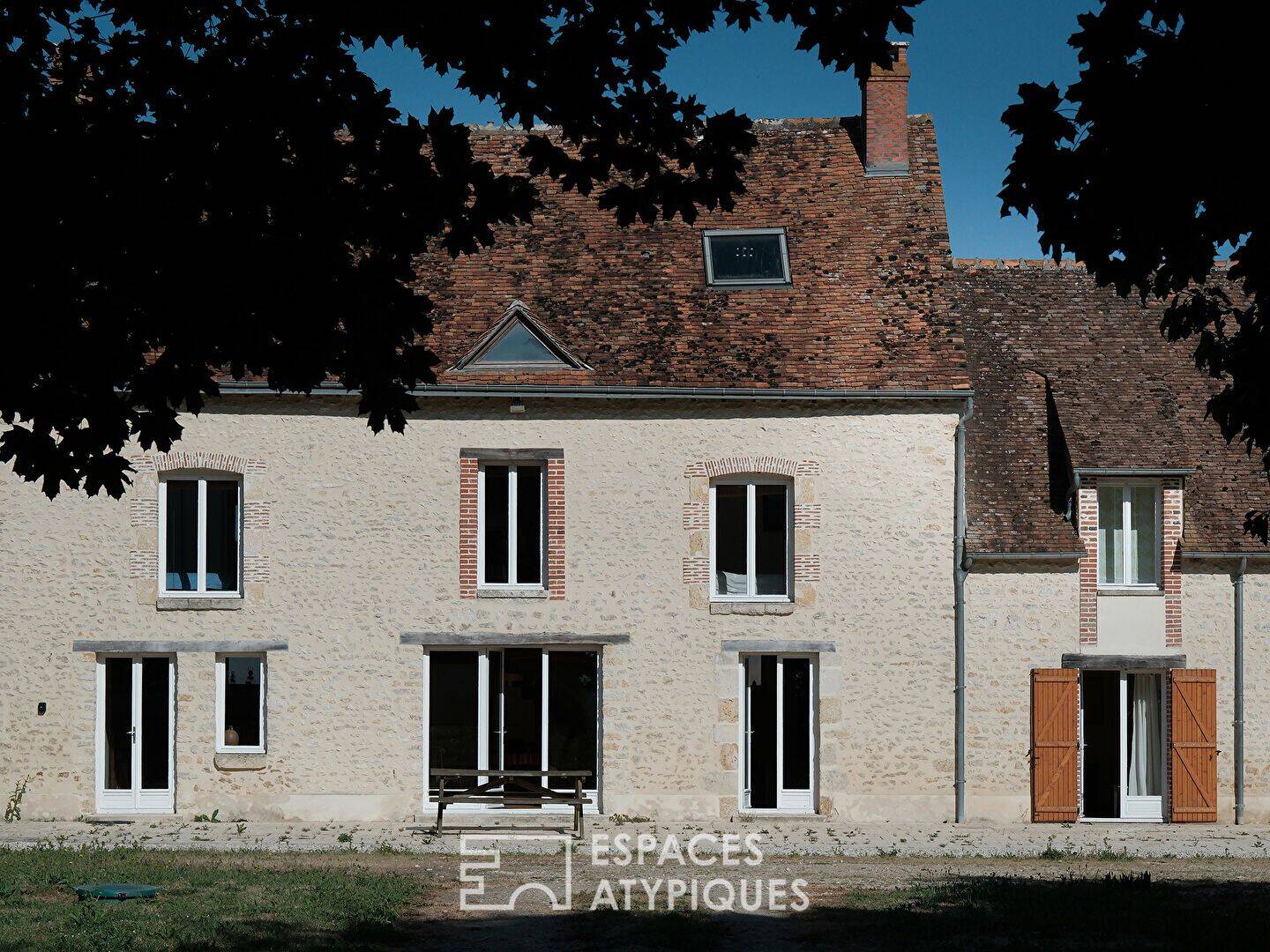 Maison 7 pièces 207 m² · à Fréville-du-Gâtinais · 207 m² · 275 600 €