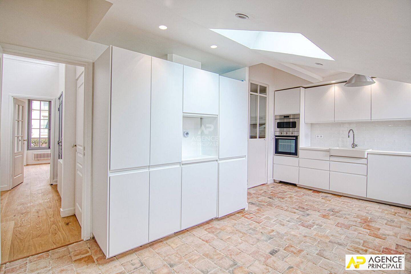 Appartement 6 pièces 114 m² · à Versailles · 114,3 m² · 2 972 €/mois