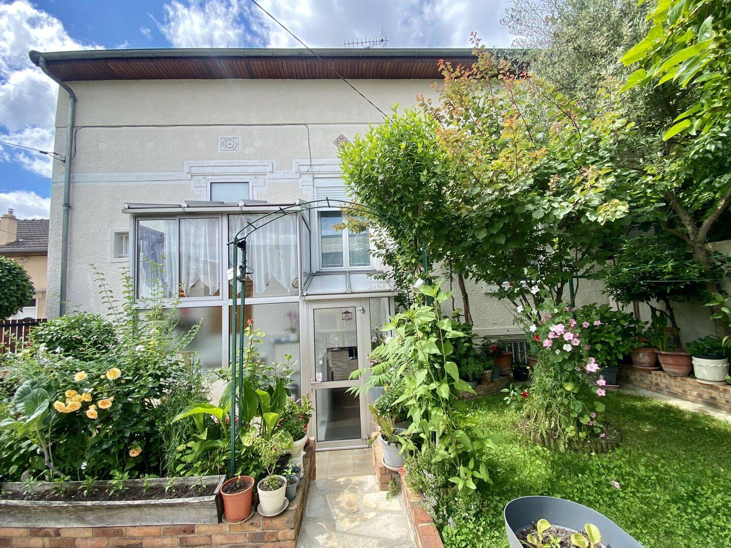 Maison 5 pièces 97 m² · à Épinay-sur-Seine · 97 m² · 335 000 €