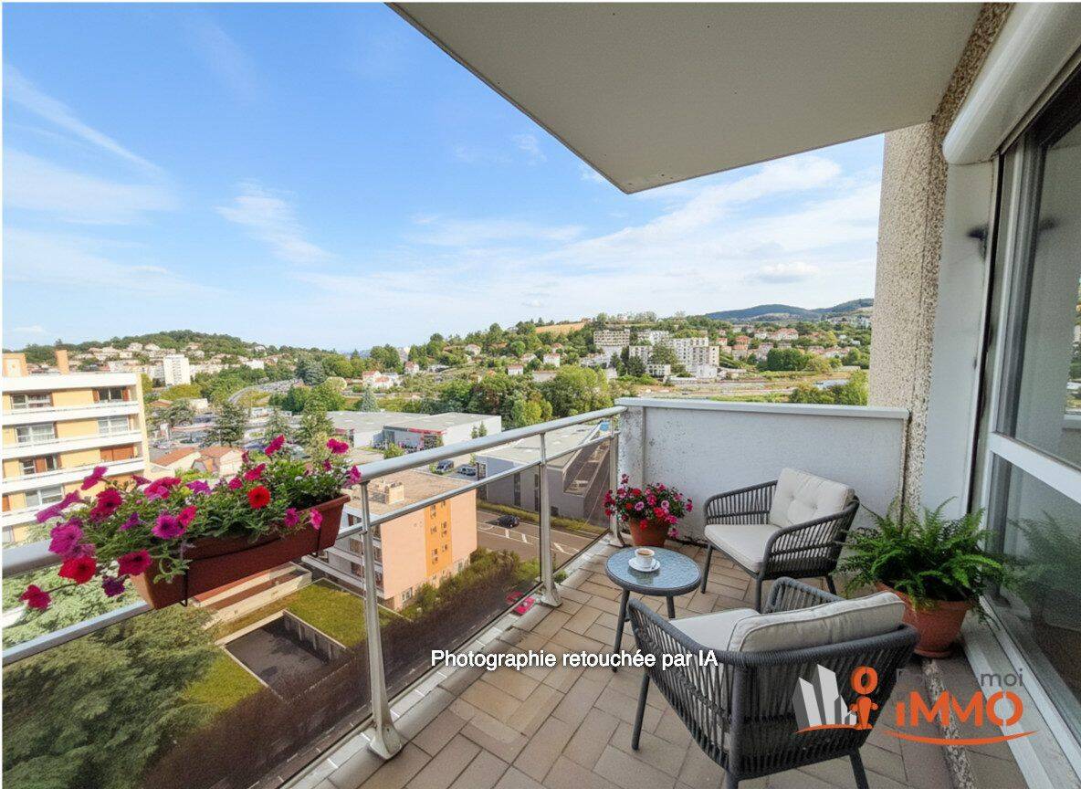 Appartement 4 pièces 81 m² · à Saint-Étienne · 80,9 m² · 79 000 €