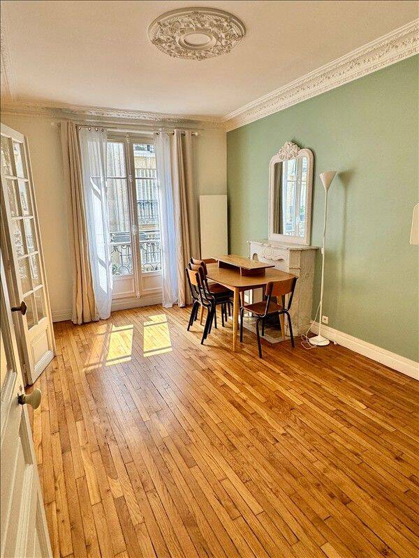Appartement 3 pièces 62 m² · à Paris 18ème Arrondissement · 62 m² · 2 311 €/mois