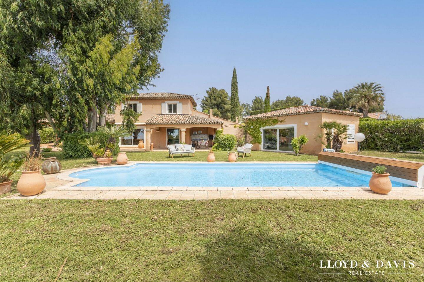 Maison 8 pièces 185 m² · à La Cadière-d'Azur · 185 m² · 1 390 000 €
