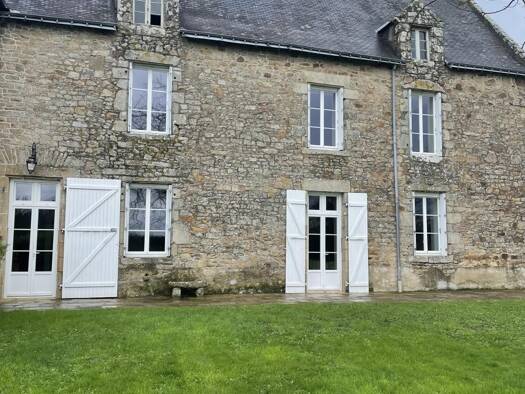 Maison à vendre 567 700 € 2 pièces 3 chambres 155 m² 2 670 m² de terrain Arradon 56610