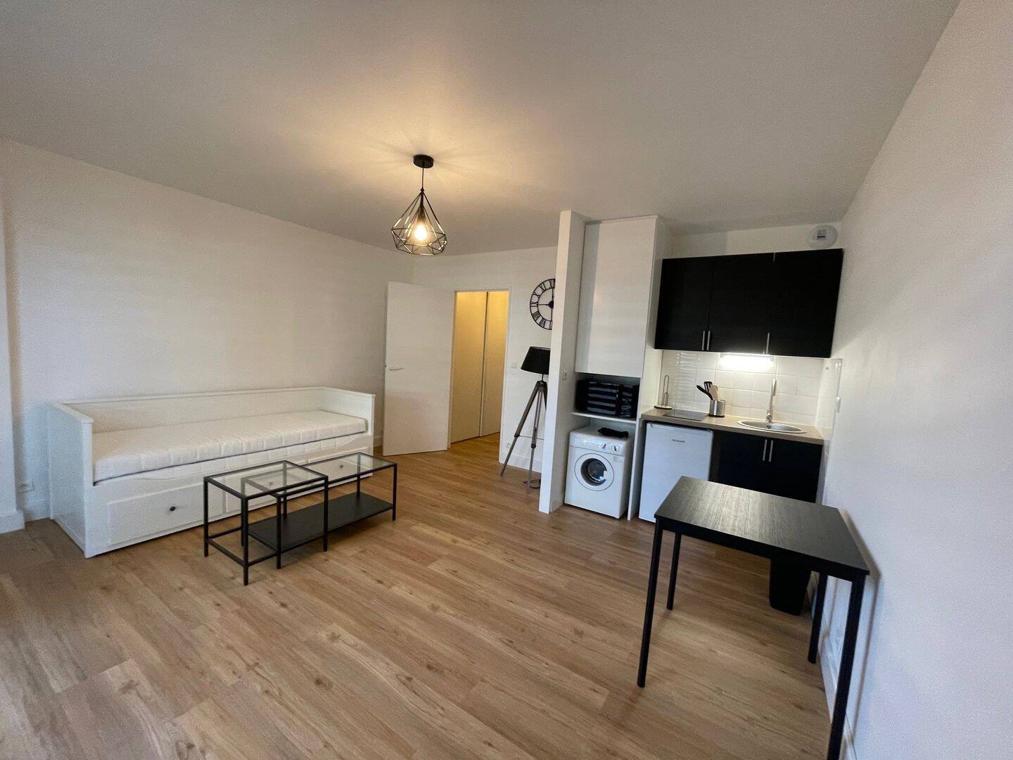 Appartement 1 pièce 27 m² · à Saint-Cyr-sur-Loire · 27 m² · 530 €