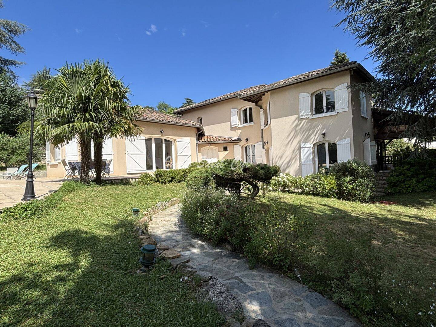 Maison 7 pièces 271 m² · à Saint-Didier-au-Mont-d'Or · 271 m² · 1 180 000 €