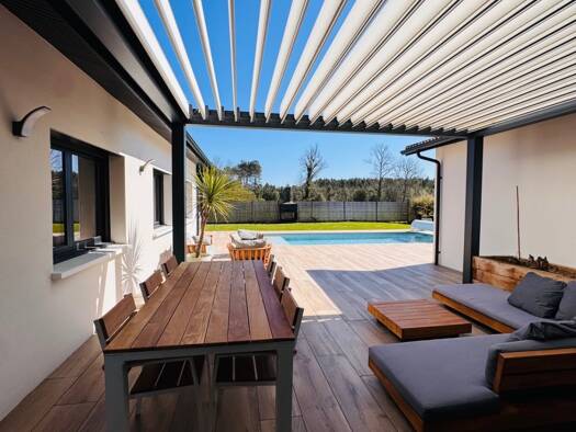 Maison à vendre 885 000 € 7 pièces 4 chambres 220 m² 1 063 m² de terrain Mios 33380