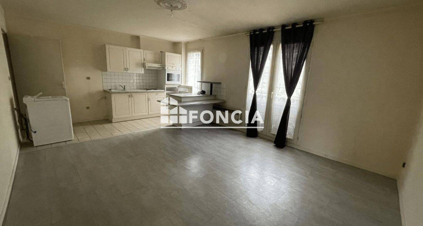 Appartement 2 pièces 47 m² · à Pontault-Combault · 46,6 m² · 805 €