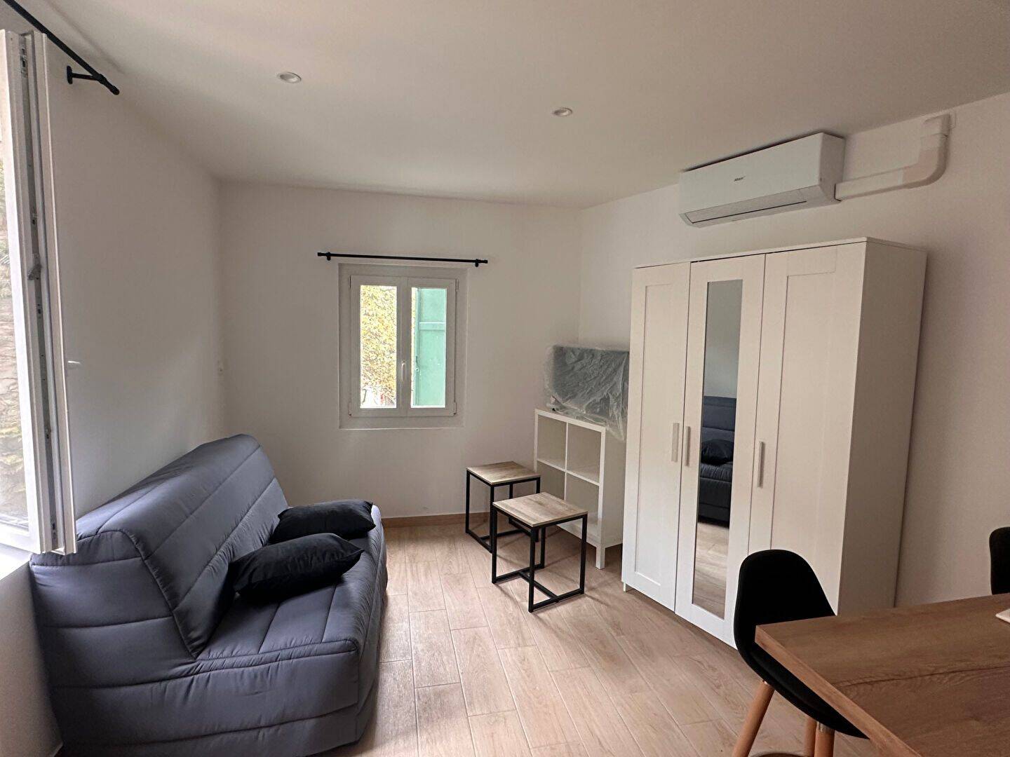 Appartement 1 pièce 24 m² · à Salon-de-Provence · 24,2 m² · 490 €