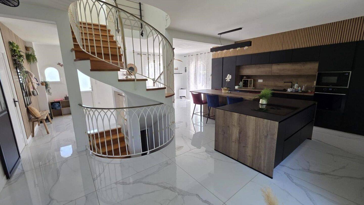Maison 7 pièces 135 m² · à La Richardais · 135 m² · 450 000 €