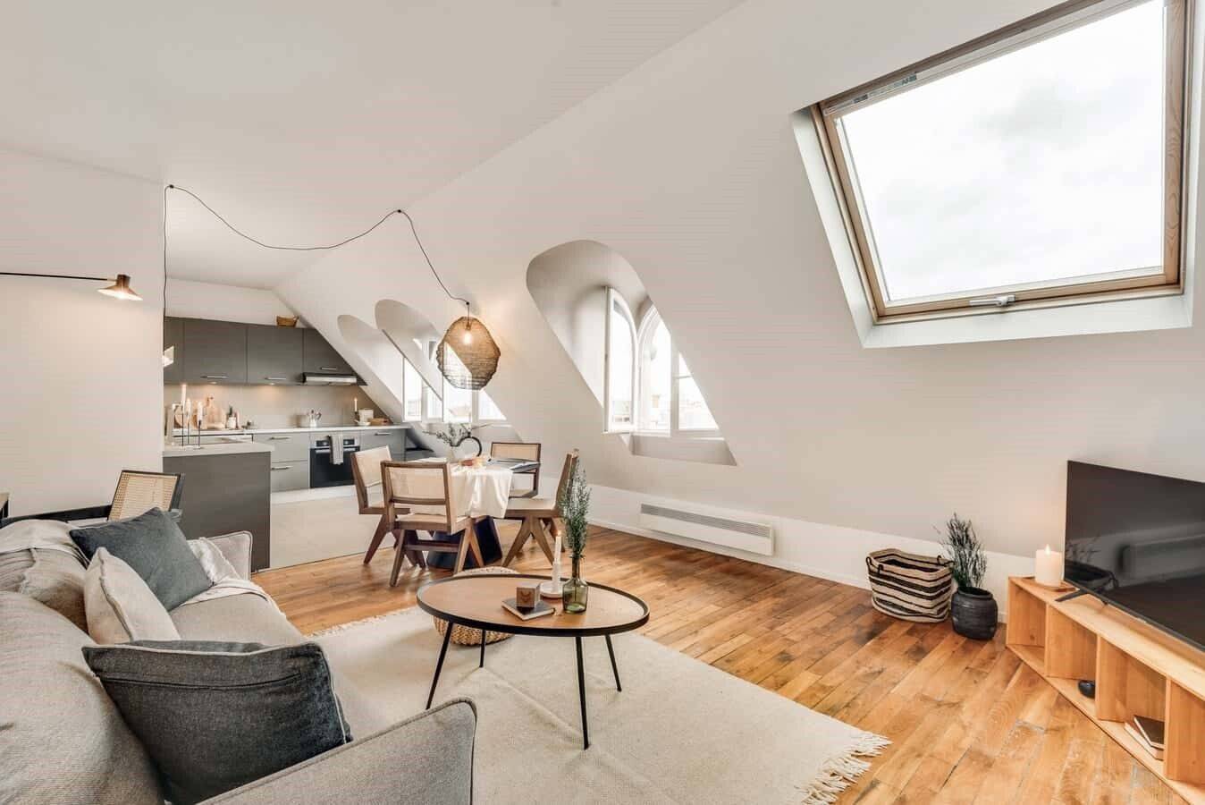 Appartement 1 pièce 58 m² · à Paris 7ème Arrondissement · 58 m² · 2 628 €