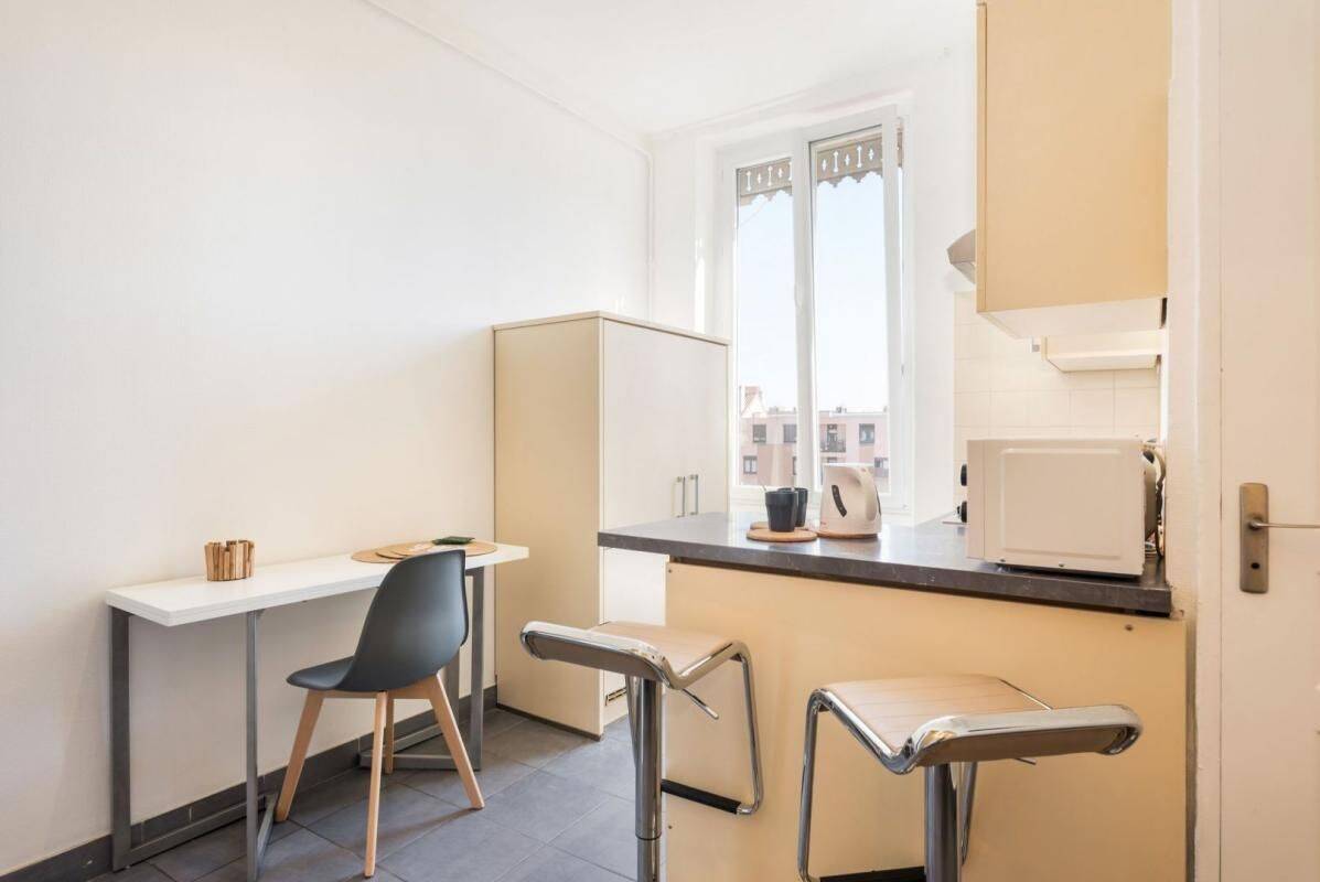 Appartement 2 pièces 30 m² · à Lyon 3ème Arrondissement · 29,7 m² · 139 000 €