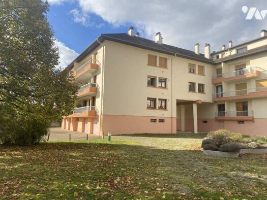 Appartement à vendre 190 000 € 4 pièces 2 chambres 77,2 m² RDC Beaune 21200