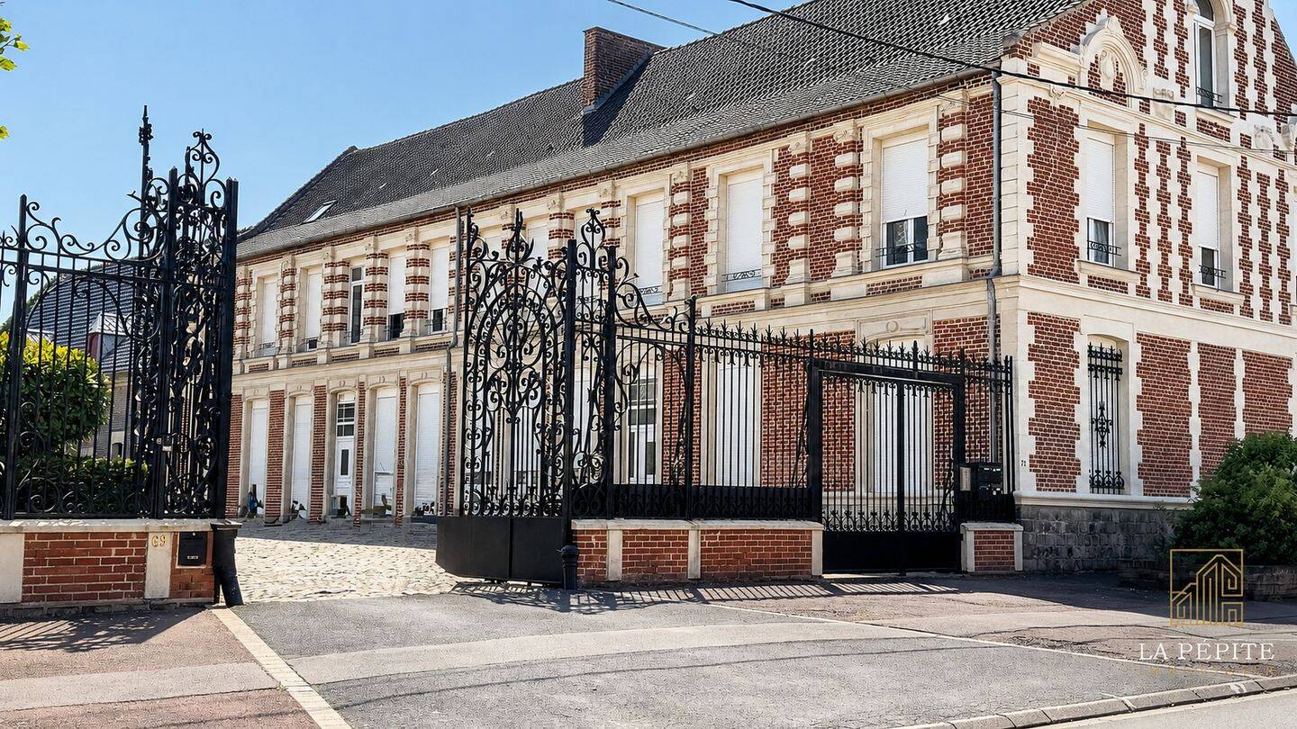 Maison 28 pièces 737 m² · à Abscon · 737 m² · 1 236 000 €