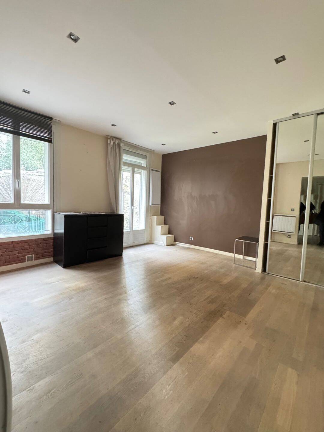 Appartement 1 pièce 27 m² · à Neuilly-sur-Seine · 26,6 m² · 294 000 €