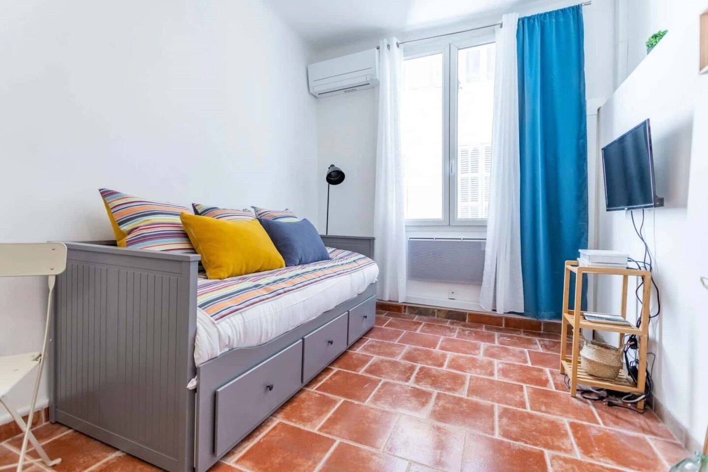 Appartement 2 pièces 20 m² · à Marseille 2ème Arrondissement · 20 m² · 1 500 €/mois