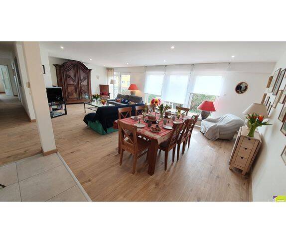 Maison 7 pièces 200 m² · à Colmar · 200 m² · 2 200 €/mois