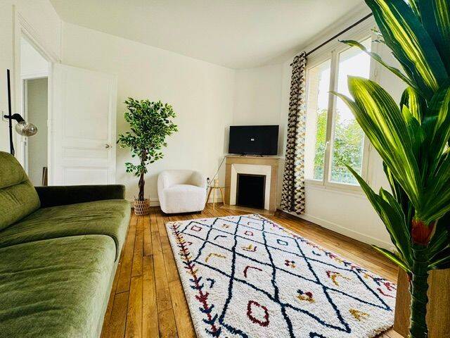Appartement 7 pièces 111 m² · à L'Haÿ-les-Roses · 111 m² · 3 300 €/mois