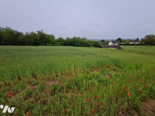 Terrain constructible à vendre 29 400 € 849 m² de terrain Montoire-sur-le-Loir 41800