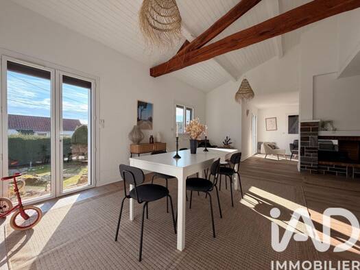 Maison de plain-pied à vendre 435 500 € 4 pièces 3 chambres 119 m² 415 m² de terrain Préfailles 44770