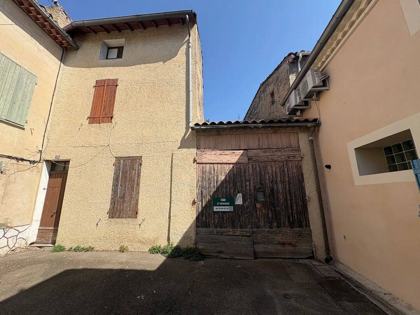Maison 7 pièces 110 m² · à Monteux · 110 m² · 130 000 €