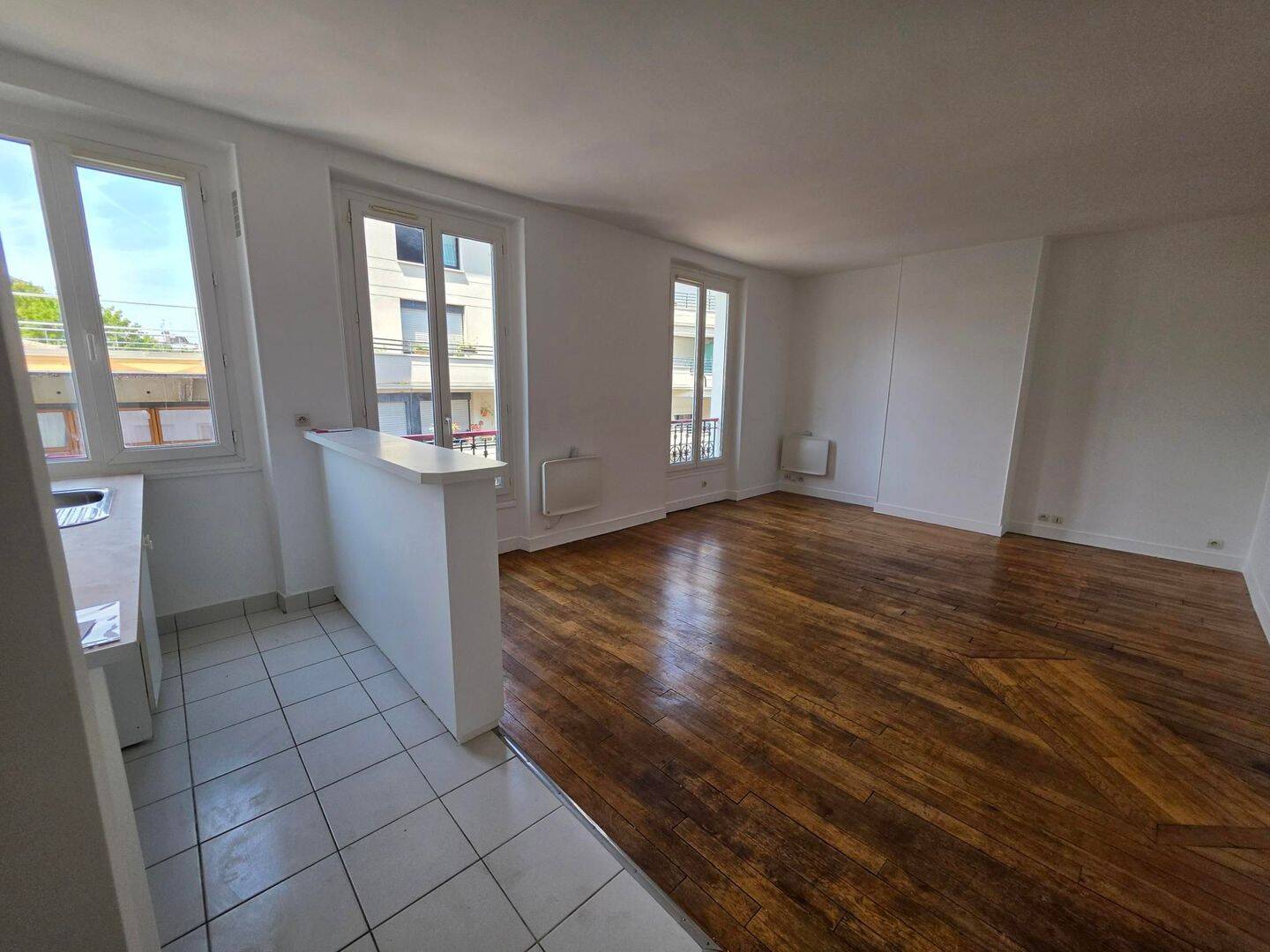 Appartement 3 pièces 56 m² · à Paris 19ème Arrondissement · 56 m² · 1 626 €