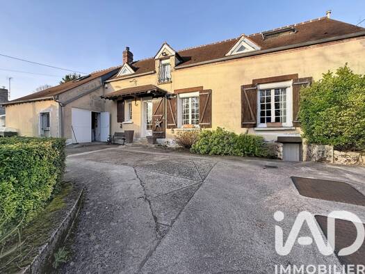 Maison à vendre 310 000 € 4 pièces 3 chambres 148 m² 1 549 m² de terrain Montigny-Lencoup 77520