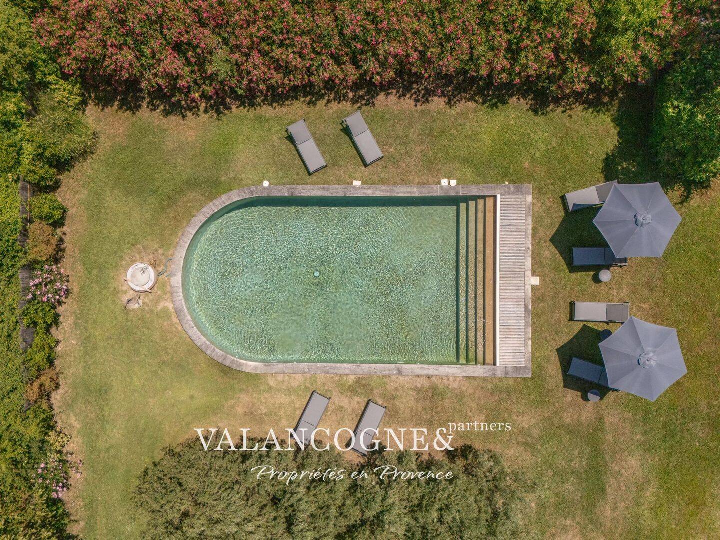 Maison 8 pièces 280 m² · à Saint-Rémy-de-Provence · 280 m² · 2 490 000 €