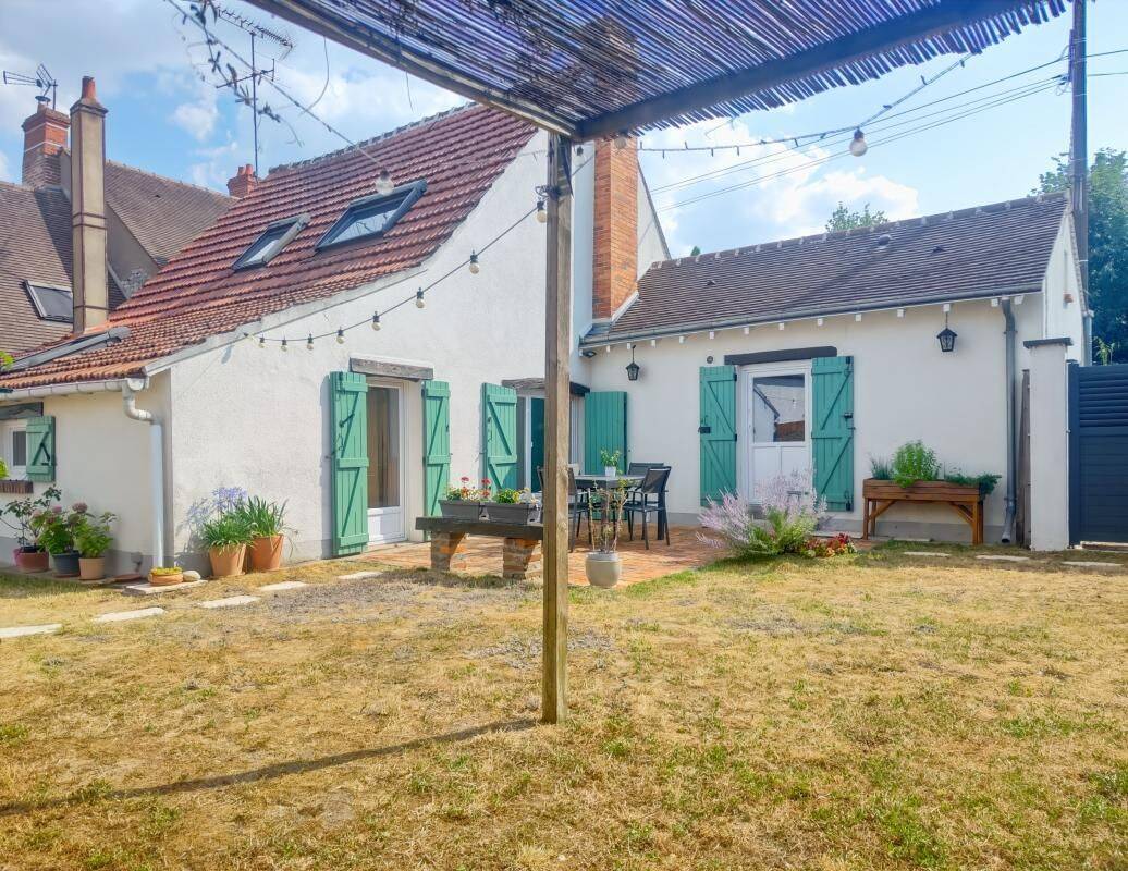 Maison 3 pièces 83 m² · à Mareau-aux-Prés · 82,5 m² · 238 500 €