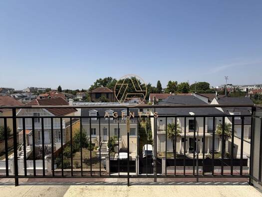Appartement à vendre 212 000 € 2 pièces 1 chambre 41,8 m² Étage 3/3 Champignol Saint-Maur-des-Fossés 94210