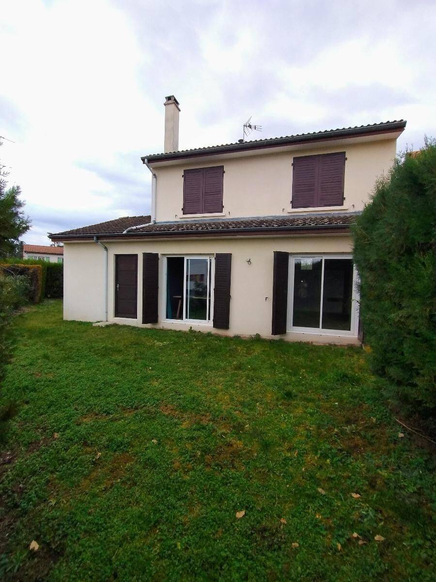 Maison 4 pièces 100 m² · à Saint-Just-Saint-Rambert · 100 m² · 1 150 €/mois