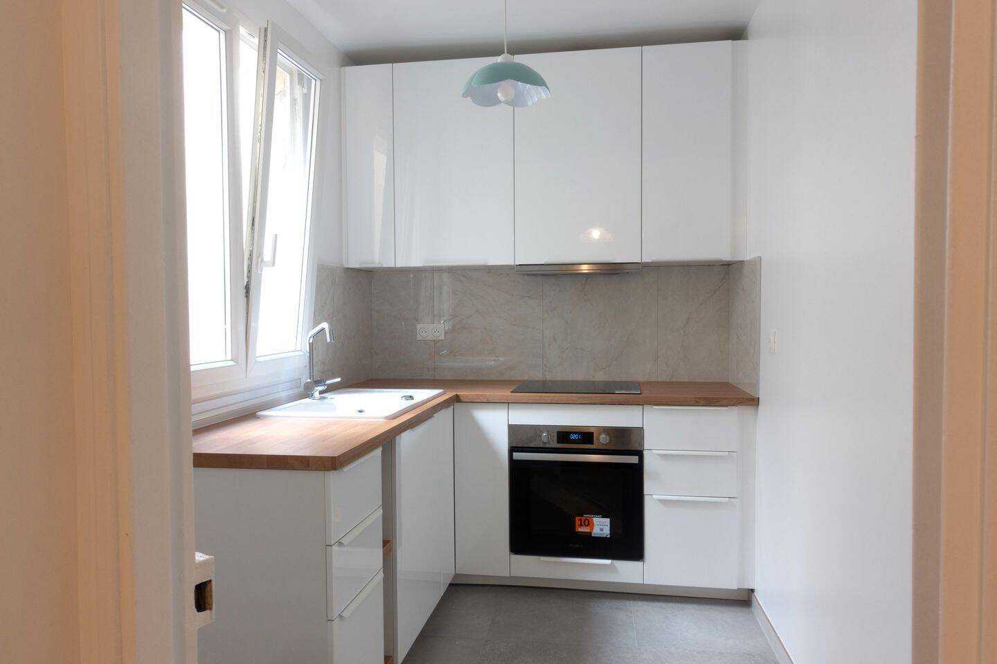 Appartement 3 pièces 59 m² · à Paris 20ème Arrondissement · 58,6 m² · 1 980 €