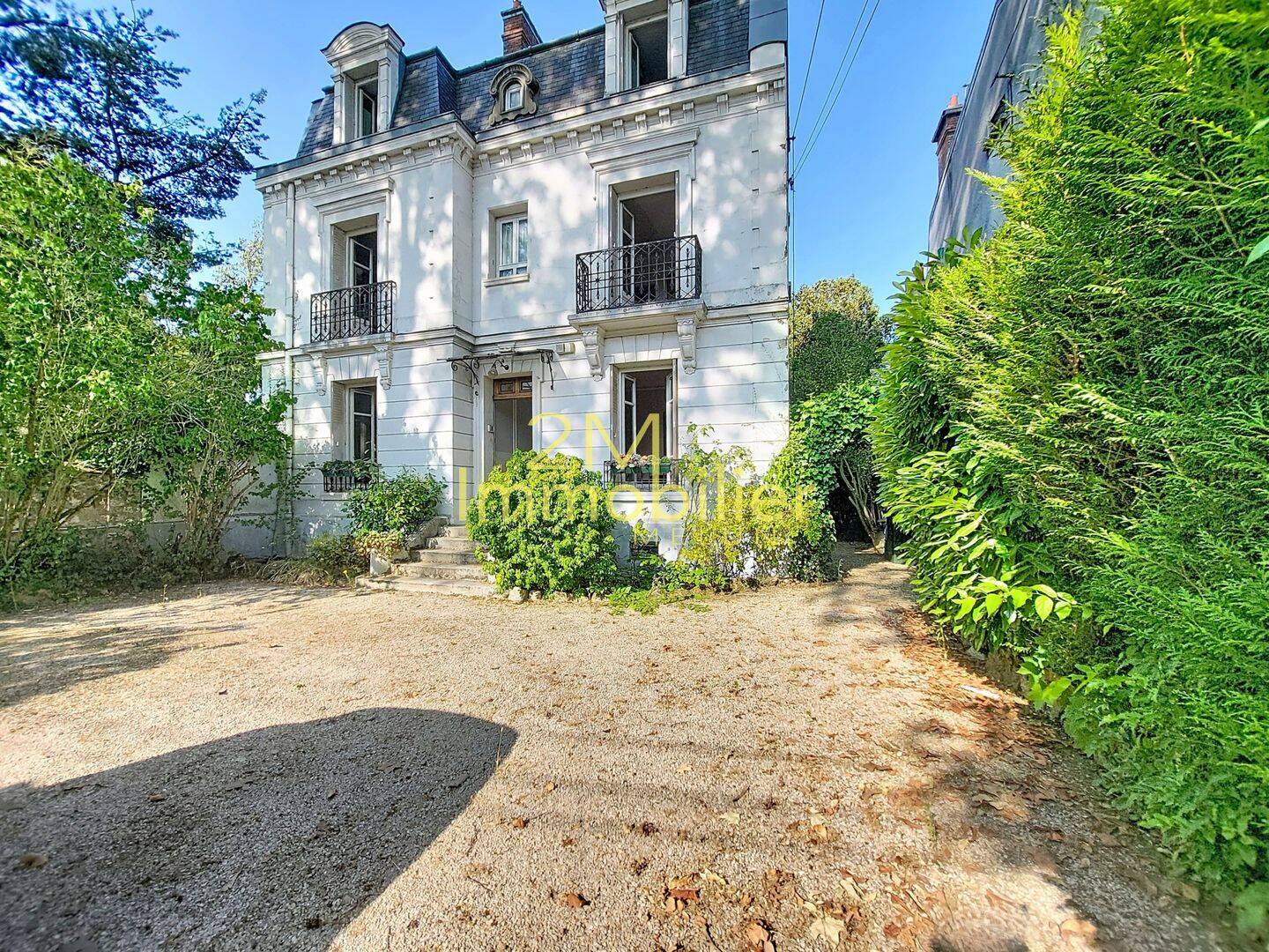 Maison 11 pièces 230 m² · à Dammarie-les-Lys · 230 m² · 509 000 €