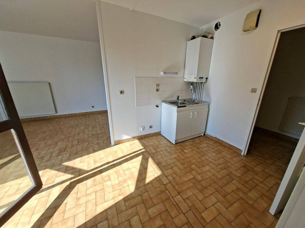 Appartement 1 pièce 31 m² · à Saint-Alban-Leysse · 30,9 m² · 525 €