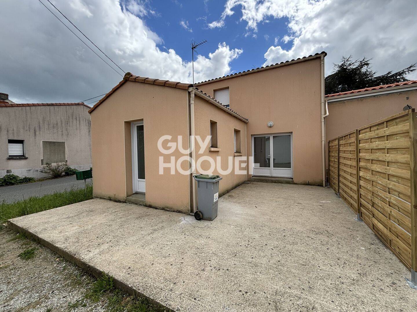 Maison 4 pièces 74 m² · à Vallet · 73,7 m² · 995 €