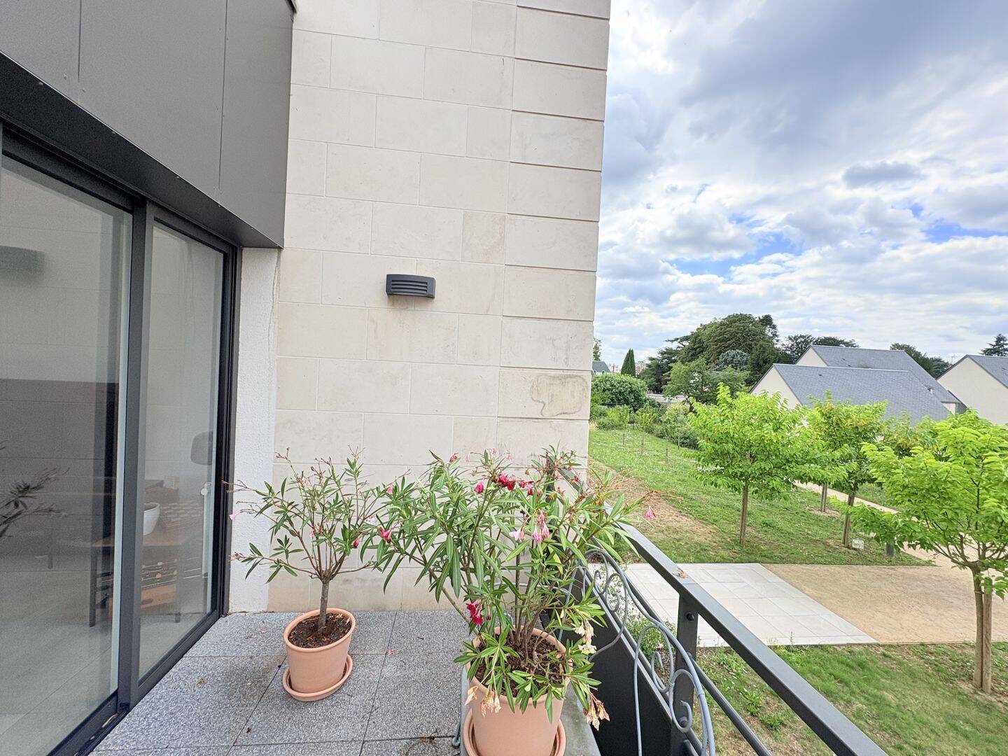 Appartement 3 pièces 67 m² · à Saint-Cyr-sur-Loire · 67,2 m² · 919 €