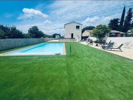 Maison à louer 1 525 € 4 pièces 3 chambres 90 m² Souvignargues 30250