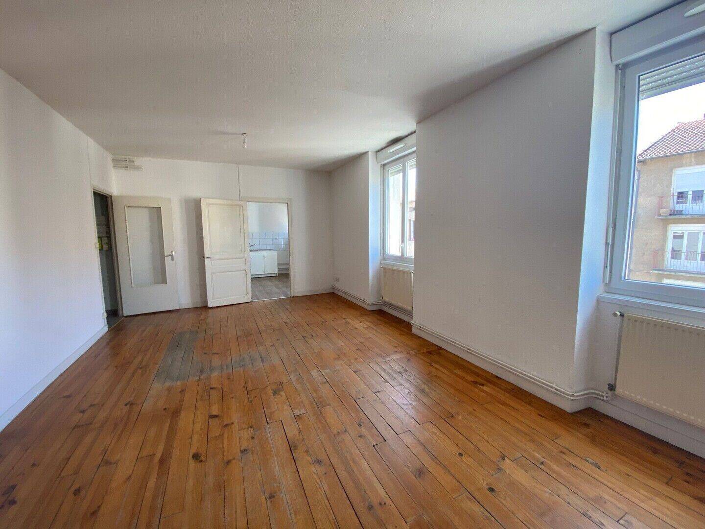 Appartement 3 pièces 85 m² · à Pouilly-sous-Charlieu · 85,3 m² · 568 €