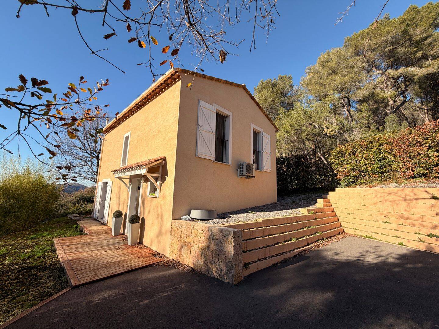 Maison 4 pièces 90 m² · à Tourrettes-sur-Loup · 90 m² · 530 000 €