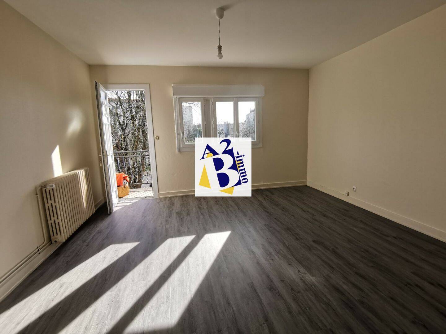 Appartement 1 pièce 34 m² · à Angoulême · 33,6 m² · 445 €/mois