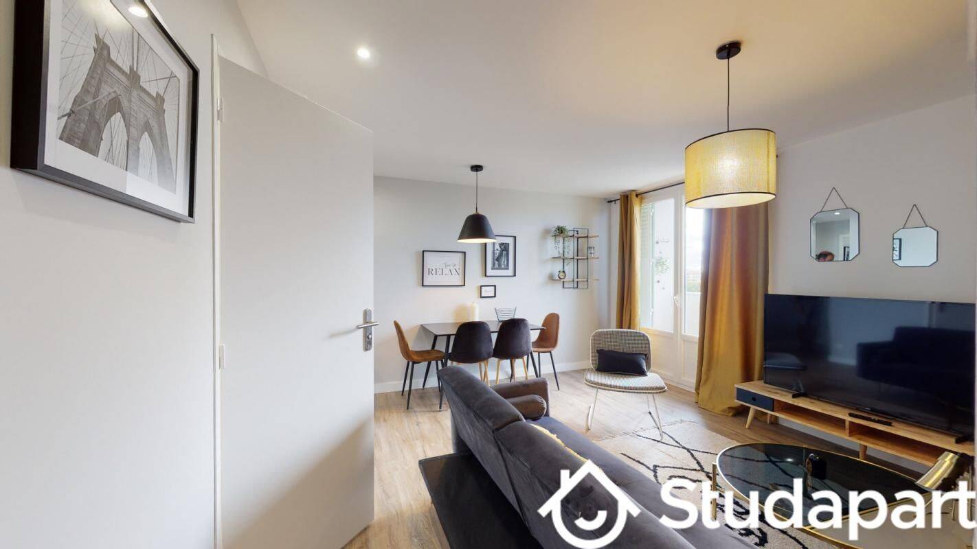 1 pièce 13 m² · à Toulouse · 13 m² · 550 €