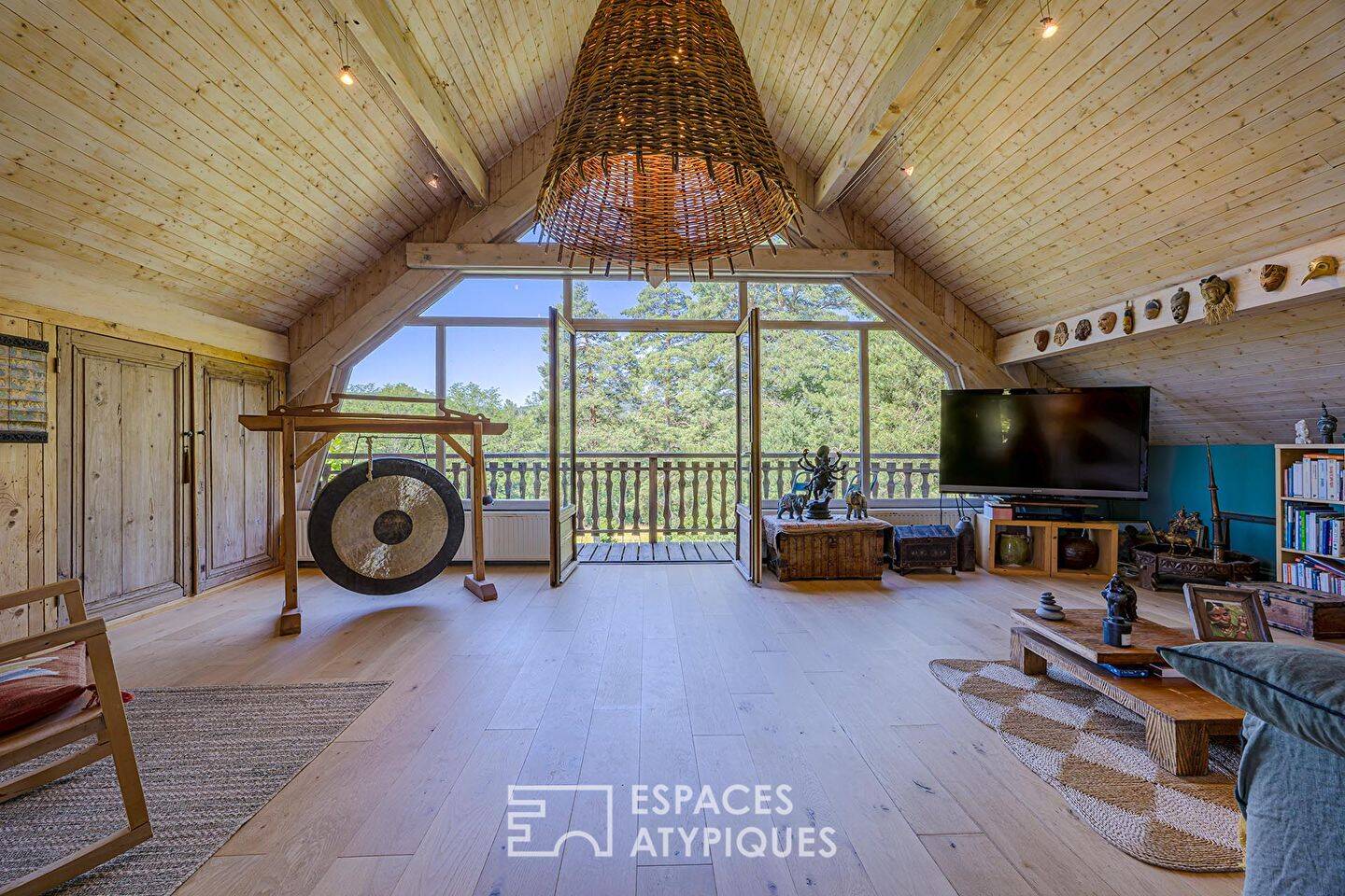 Maison 8 pièces 277 m² · à Yenne · 277 m² · 895 000 €